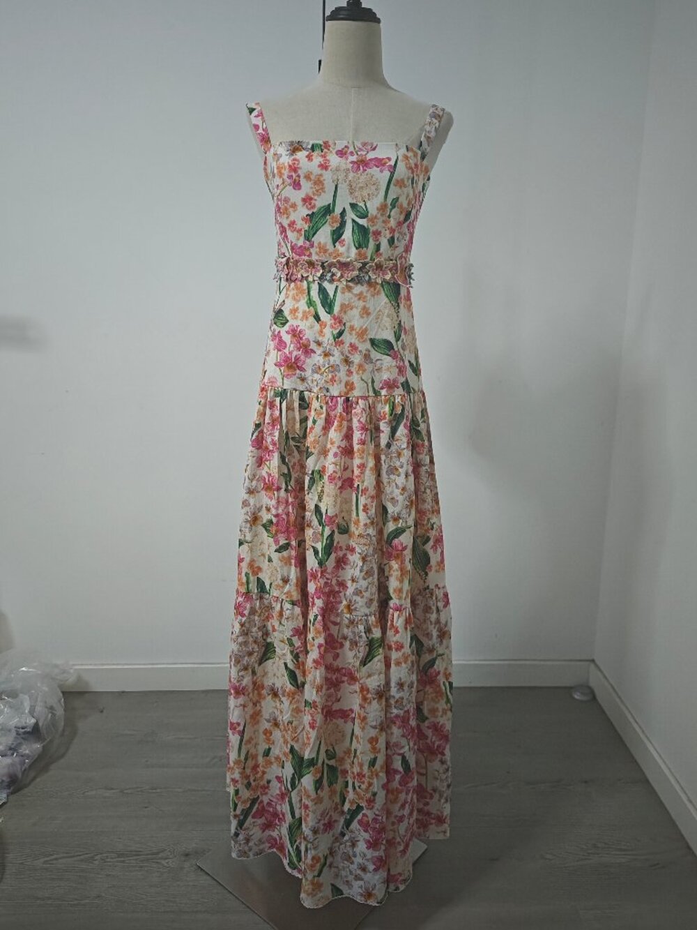 Agua By Agua Bendita lima jardiniera' floral-print linen maxi dress - Picture 2 of 13